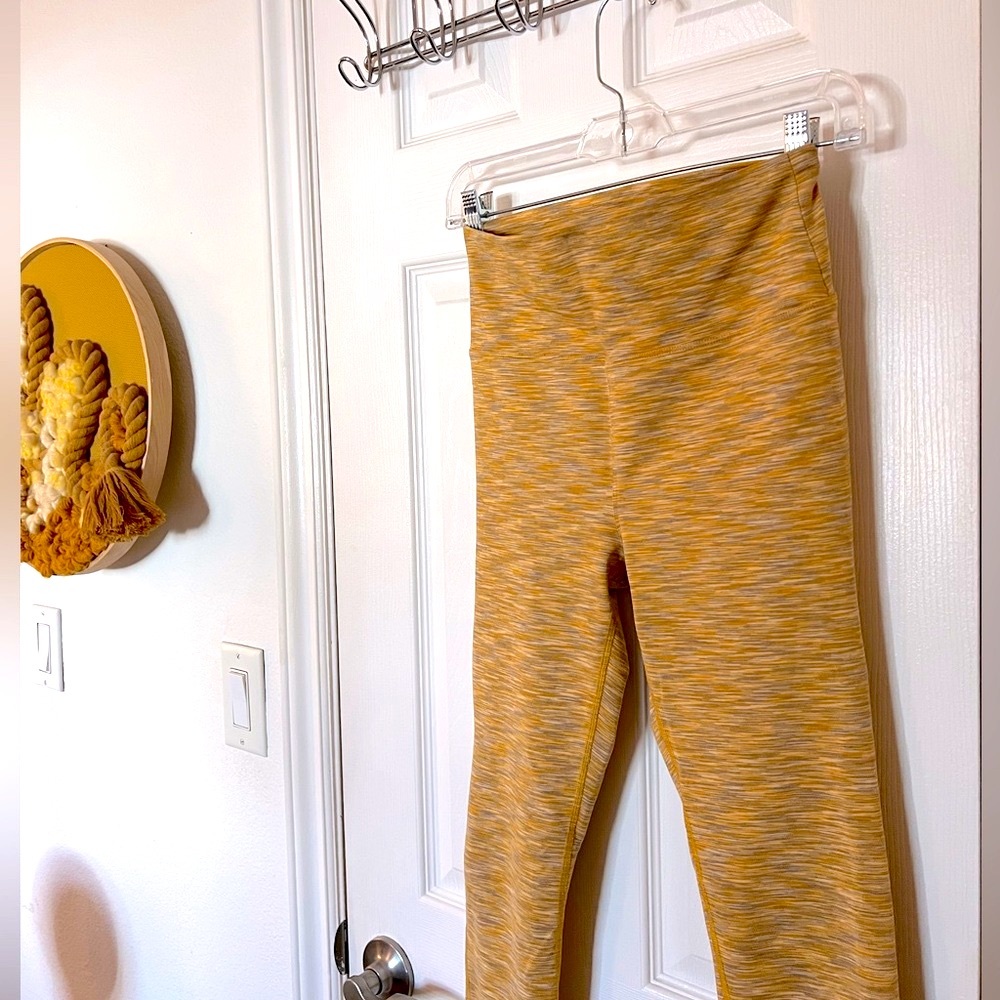 OV heathered leggings